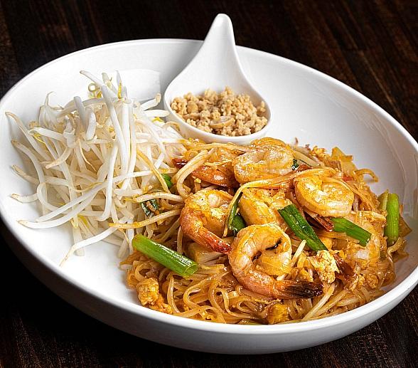 Pin Kaow Thai Restaurant to Honor National Noodle Day With Discounted