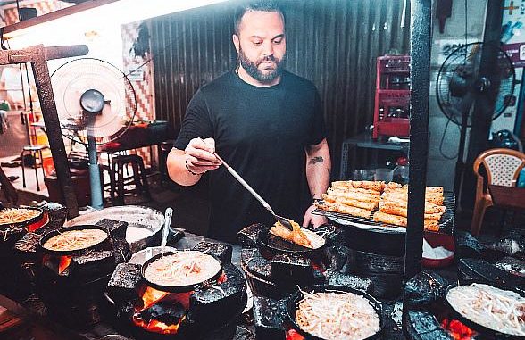 ChefMarcMarroneCookingInSingapore-1.jpg